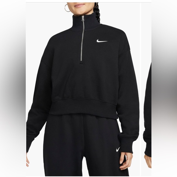 Nike Tops - Nike NEW Sportswear Phoenix Fleese crop sweatshirt